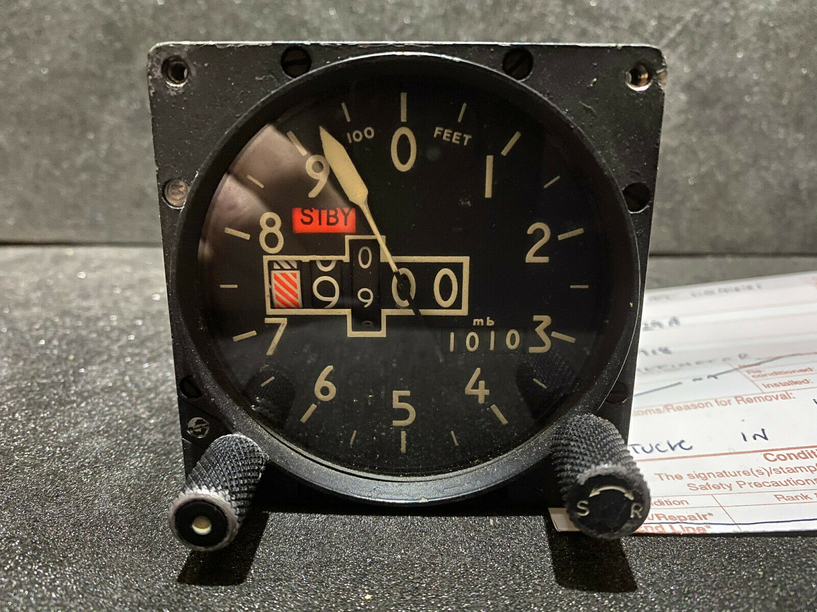 Servo Altimeter